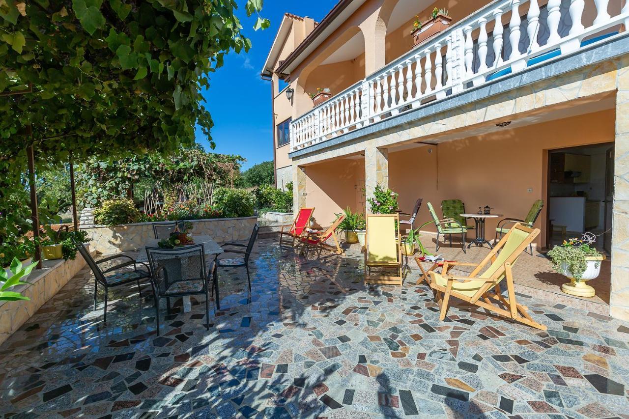 Apartments Alice Green Oasis - Porec Exterior photo
